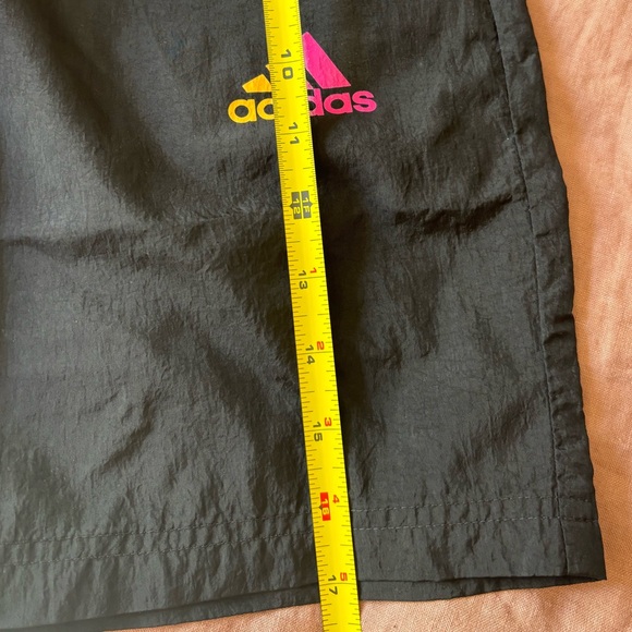 Adidas Men’s Black Gym Shorts – Size Medium (5” Inseam) - Picture 6 of 7